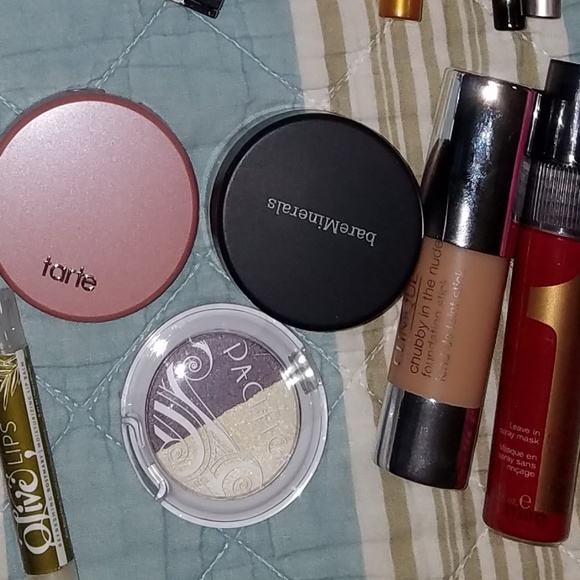 Free gift with $75+ purchase or 3+ items! - Picture 3 of 6